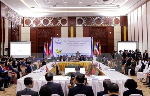 湄公河-澜沧江流域国家一致同意加强合作