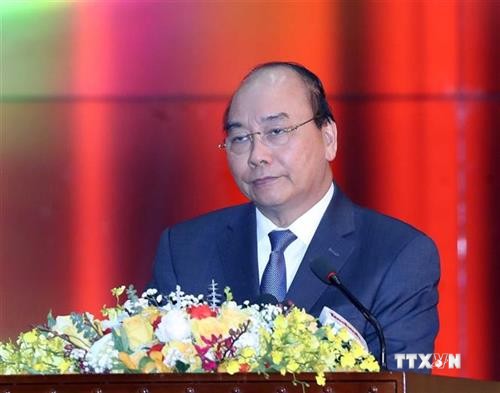 越南政府总理阮春福:税务部门要加速改革和组织结构建设