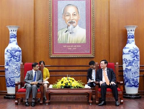 越南河内与印度各地方加强合作关系