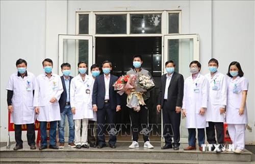 Dịch COVID-19: Bệnh nhân thứ 18 được xuất viện ở Ninh Bình