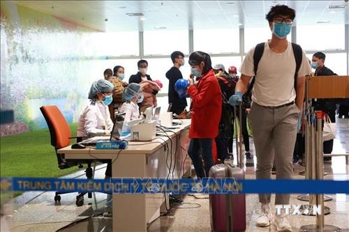 Dịch COVID-19: Hành khách bay nội địa phải khai báo y tế điện tử bắt buộc trước khi khởi hành