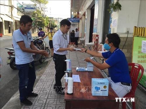 Thành phố Hồ Chí Minh nỗ lực ngăn chặn sự lây nhiễm từ các ổ dịch 