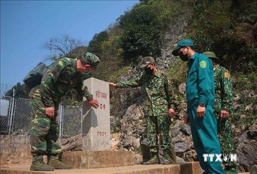  高平省边防部队加固防疫线 全力守护人民健康安全