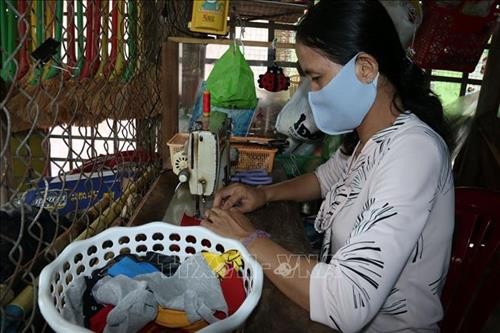 Kiên Giang: Nữ Bí thư Chi bộ - Trưởng ấp hết lòng chăm lo cho người nghèo