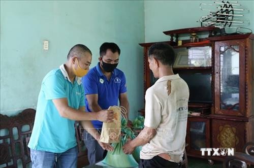 Dịch COVID-19: “ATM gạo nghĩa tình” về với buôn đồng bào dân tộc thiểu số ở Đắk Lắk