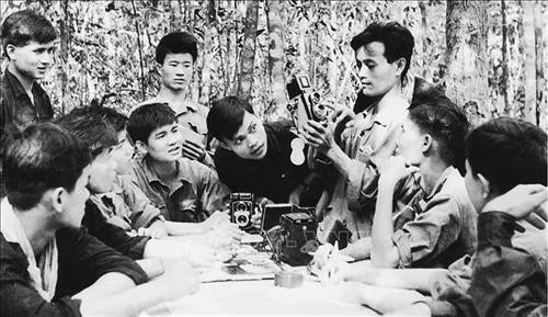 "Lính" thông tấn với Chiến dịch Hồ Chí Minh lịch sử (Bài 1)