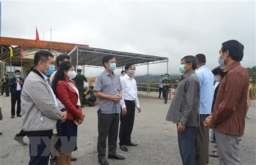 新冠肺炎疫情：越南广治省与老挝沙拉湾省合作做好边界线上防疫工作
