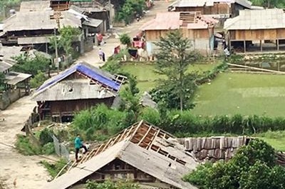 Sơn La: Nhiều nhà dân bị thiệt hại do mưa dông