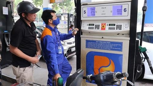 越南汽油零售价回升