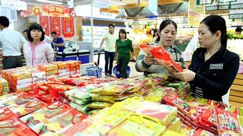 2020年前4月越南商品零售和服务业收入总额达1520万亿越盾