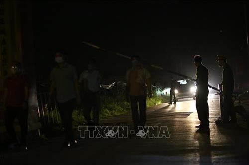Dịch COVID-19: Hà Nội dỡ lệnh cách ly thôn Hạ Lôi vào 0 giờ ngày 6/5
