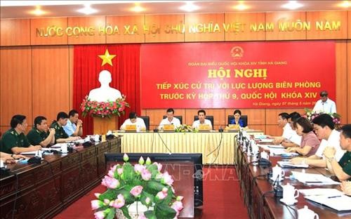 Đoàn Đại biểu Quốc hội tỉnh Hà Giang đóng góp ý kiến vào Dự thảo Luật Biên phòng Việt Nam