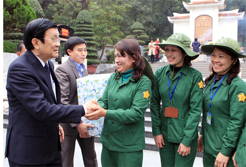 Chủ tịch nước Trương Tấn Sang thăm và chúc Tết tại tỉnh Hà Tĩnh