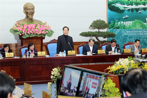 Thủ tướng Nguyễn Tấn Dũng: Xóa đói giảm nghèo là nhiệm vụ trọng tâm của các cấp ủy Đảng, chính quyền