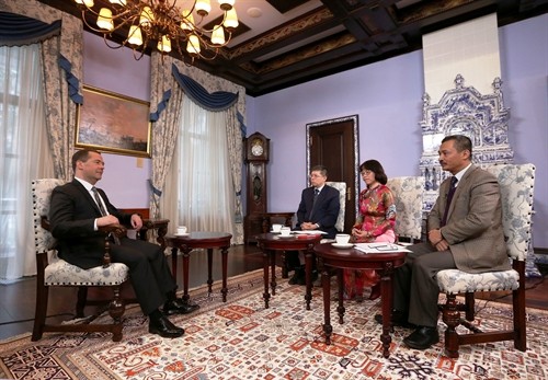 Thủ tướng Liên bang Nga trả lời phỏng vấn báo chí Việt Nam về triển vọng quan hệ hợp tác giữa hai nước