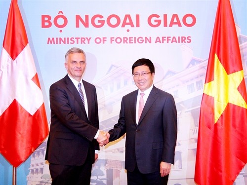 Bộ trưởng Ngoại giao Cộng hòa Liên bang Thụy Sỹ thăm chính thức Việt Nam