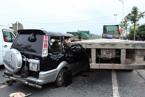Tai nạn giao thông thảm khốc ở Thanh Hóa , 7 người chết và bị thương