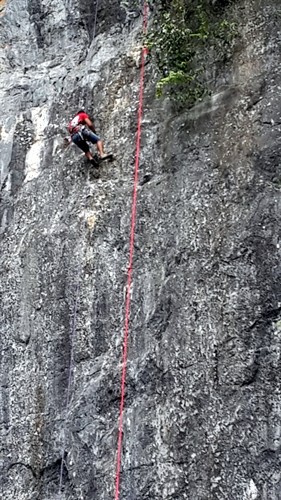 Lần đầu tổ chức leo núi bán nhân tạo cao nhất Việt Nam tại Phong Nha-Kẻ Bàng
