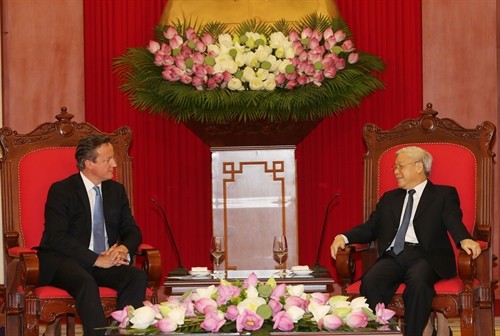 Tổng Bí thư Nguyễn Phú Trọng và Chủ tịch nước Trương Tấn Sang tiếp Thủ tướng Anh