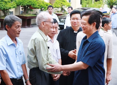 Thủ tướng Nguyễn Tấn Dũng tiếp xúc cử tri Hải Phòng 
