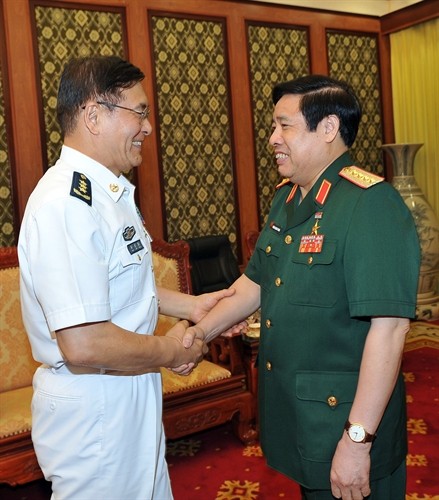 Bộ trưởng Bộ Quốc phòng Phùng Quang Thanh tiếp Đoàn đại biểu Bộ Quốc phòng Trung Quốc