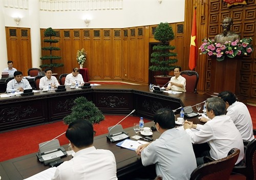 Chính phủ họp về việc đồng Nhân dân tệ của Trung Quốc giảm giá