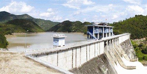 Thủy lợi làm đổi thay vùng đất khô hạn Bình Thuận