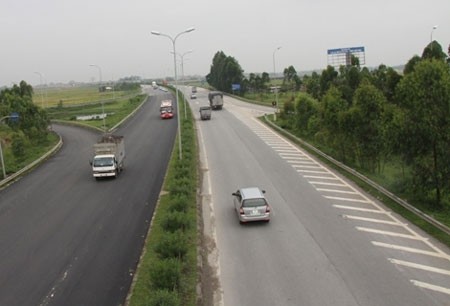 Gần 2.260 tỷ đồng nâng cấp đường Nội Bài-Bắc Ninh