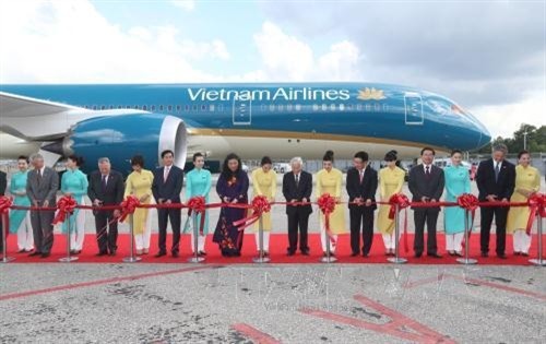 Bàn giao Boeing 787-9 Dreamliner đầu tiên cho Việt Nam