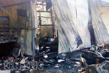Cháy lớn trường tiểu học, 5 phòng bị thiêu rụi