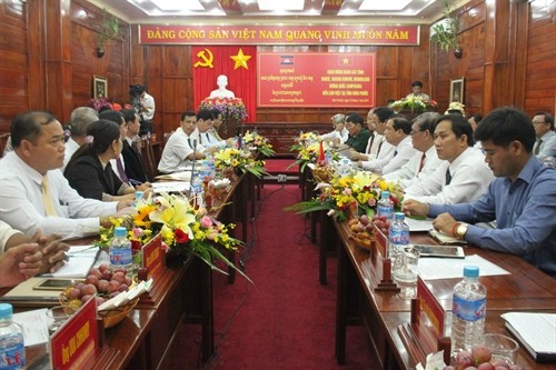 Bình Phước tăng cường hợp tác với các tỉnh của Vương quốc Campuchia 