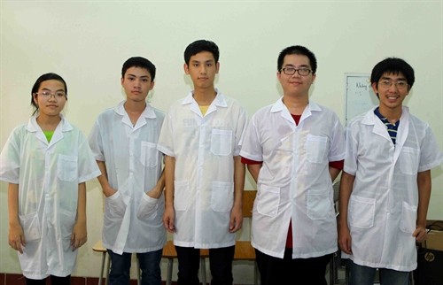 Đoàn học sinh Việt Nam dự Olympic Vật lý quốc tế 2015 đều giành được huy chương