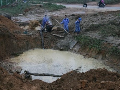 Lại vỡ đường ống sông Đà, khoảng 70.000 hộ dân bị ảnh hưởng