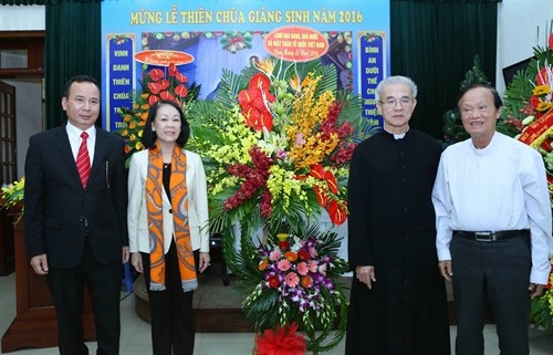 Trưởng Ban Dân vận Trung ương chúc mừng Ủy ban đoàn kết Công giáo Việt Nam nhân dịp Giáng sinh