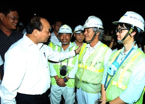 Thủ tướng Nguyễn Xuân Phúc thăm công trình hầm Đèo Cả