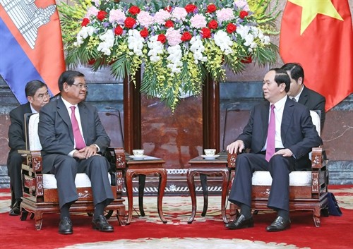 Chủ tịch nước Trần Đại Quang tiếp Phó Thủ tướng, Bộ trưởng Nội vụ Campuchia Samdech Sar Kheng