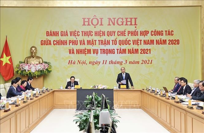 阮春福总理：政府和祖国阵线协调机制运行良好