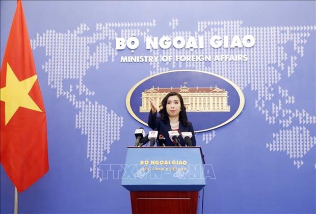 外交部例行记者会：越南要求各家企业尊重越南对黄沙和长沙两个群岛的主权