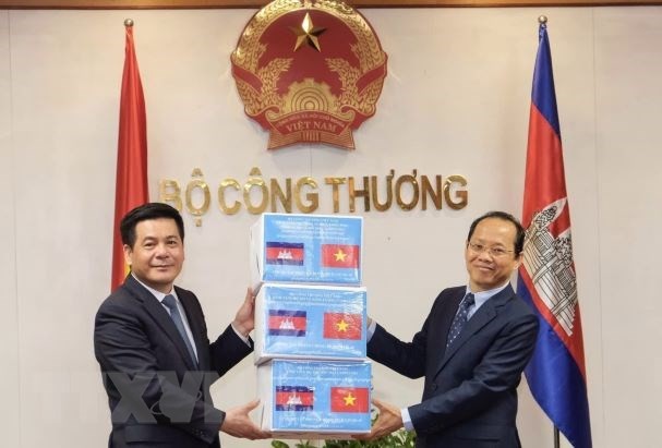 促进越南与柬埔寨的贸易、工业和能源合作