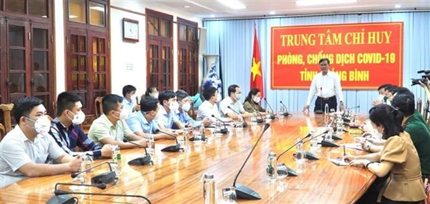 广平省协助老挝甘蒙省抗击疫情