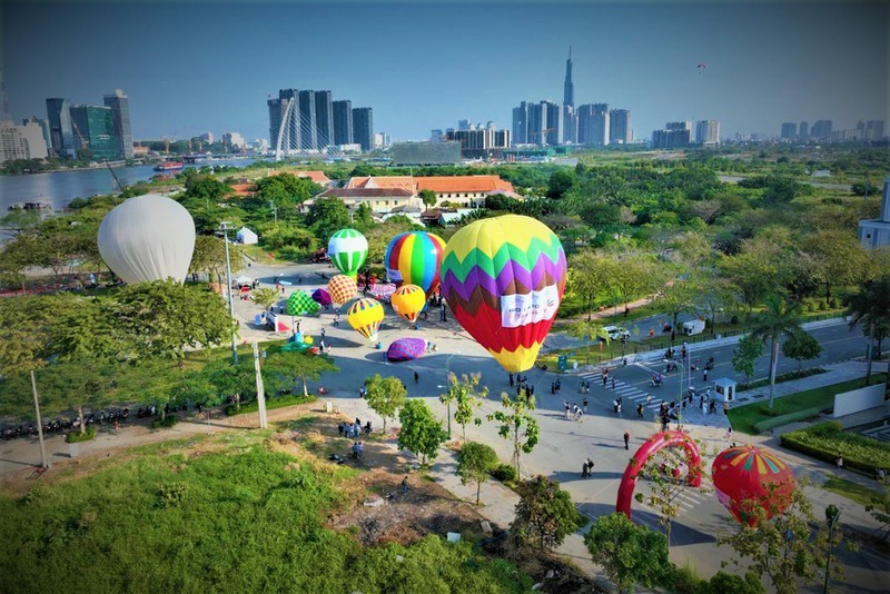 会安市首次举办的热气球节即将亮相