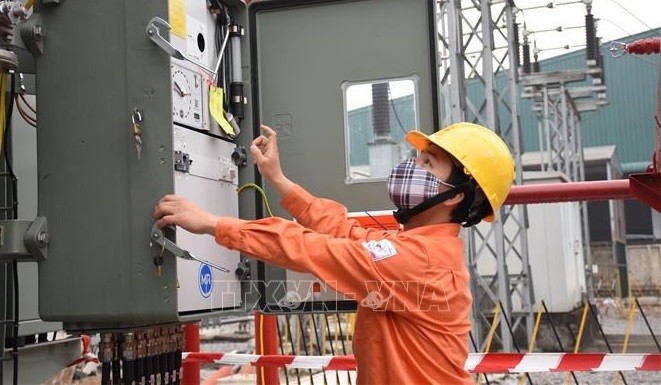 越南电力集团努力加快项目施工进度 确保夏季生产生活用电的供应