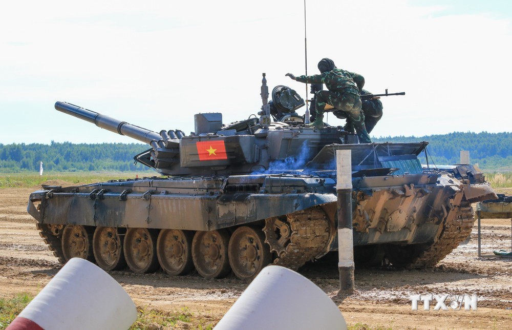 越南坦克队开始参加2022年国际军事比赛