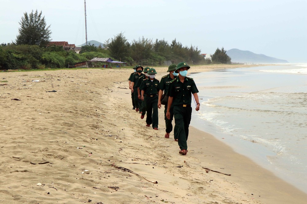 Bộ đội Biên phòng Thừa Thiên - Huế tăng cường tuần tra, tuyên truyền phòng, chống dịch COVID-19