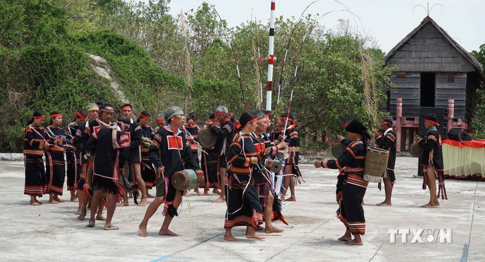 Quang cảnh lễ hội cầu mưa Yang Pơ tao Apui và hội thi văn hóa thể thao các dân tộc thiểu số huyện lần thứ XIV năm 2023 tại tỉnh Gia Lai. Ảnh: Hồng Điệp - TTXVN