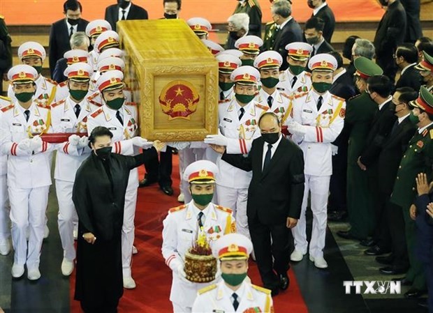 原越共中央总书记黎可漂追悼会和安葬仪式举行