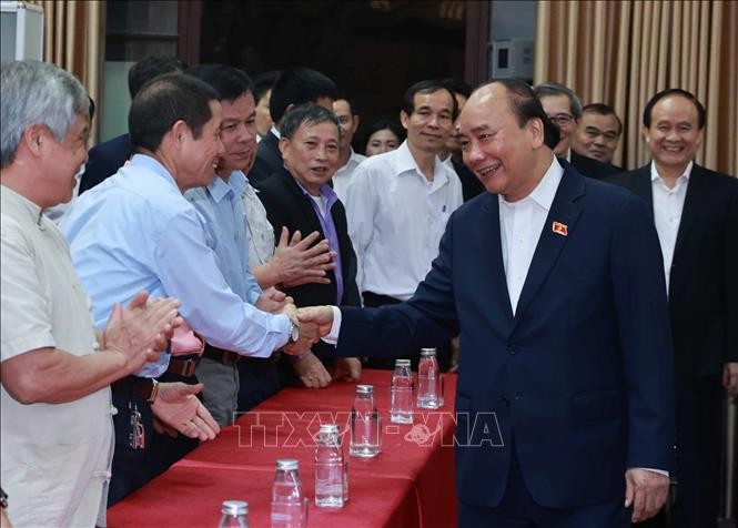 阮春福等国家领导人获居住地选民信任推选为第十五届国会代表候选人