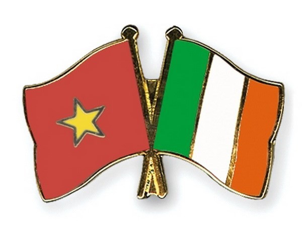 越南领导人致电祝贺越南-爱尔兰建交25周年