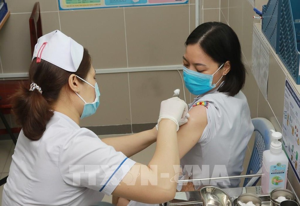 新冠肺炎疫情：胡志明市开展第二批新冠疫苗接种工作