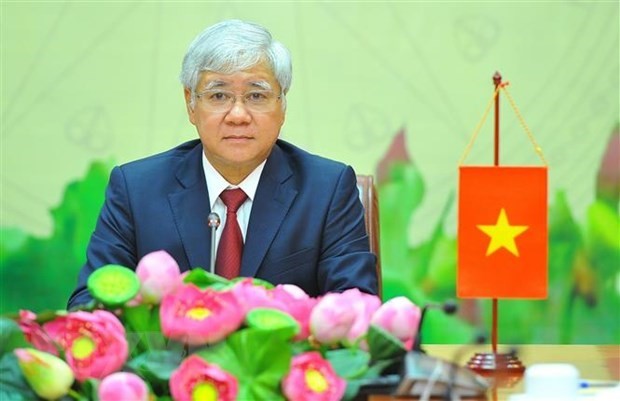 促进中国全国政协各组织与越南祖国阵线之间的交流